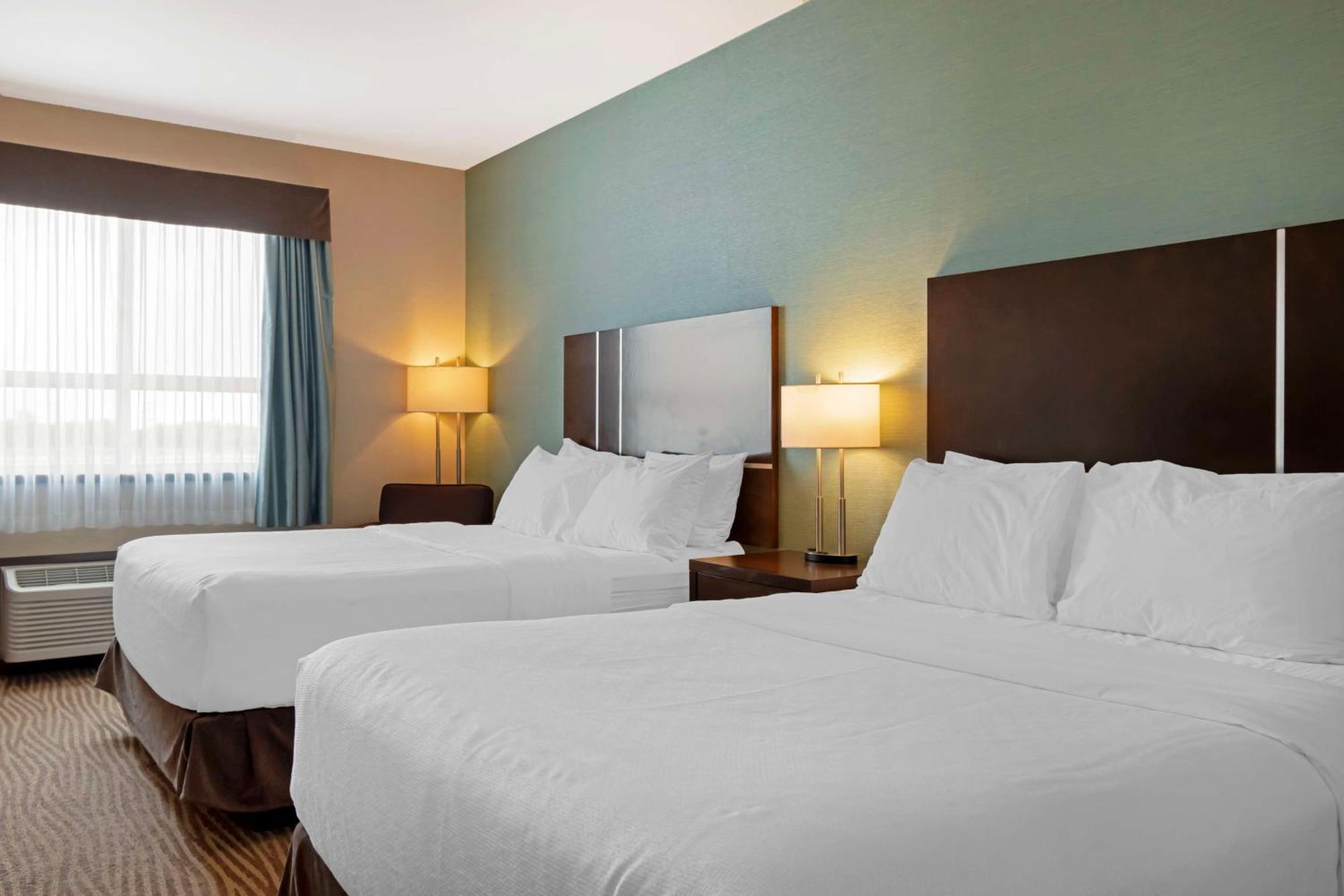 Best Western Plus Moosomin Hotel Extérieur photo