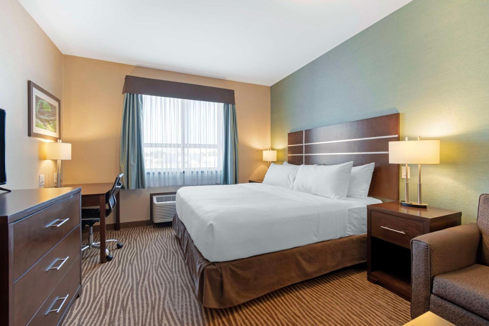 Best Western Plus Moosomin Hotel Extérieur photo