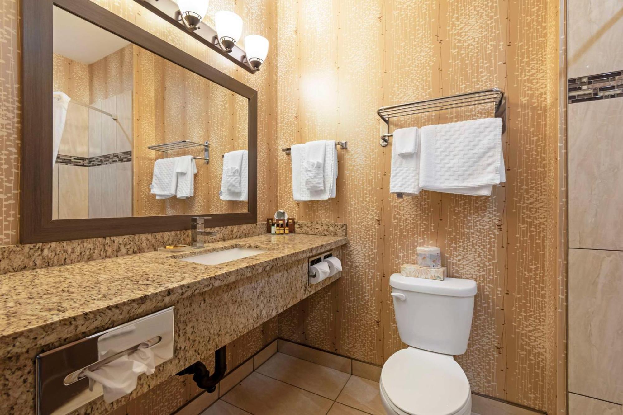 Best Western Plus Moosomin Hotel Extérieur photo