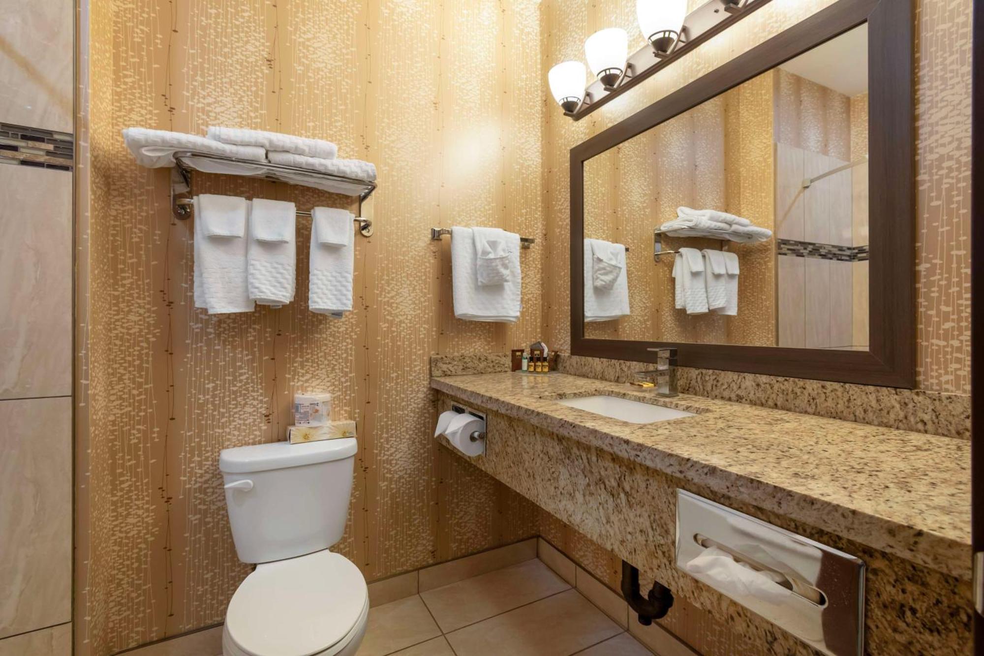 Best Western Plus Moosomin Hotel Extérieur photo
