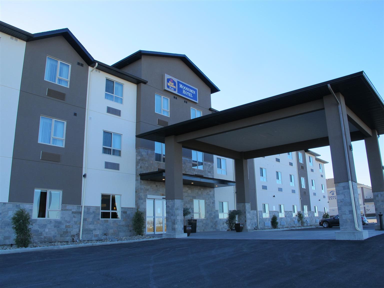 Best Western Plus Moosomin Hotel Extérieur photo