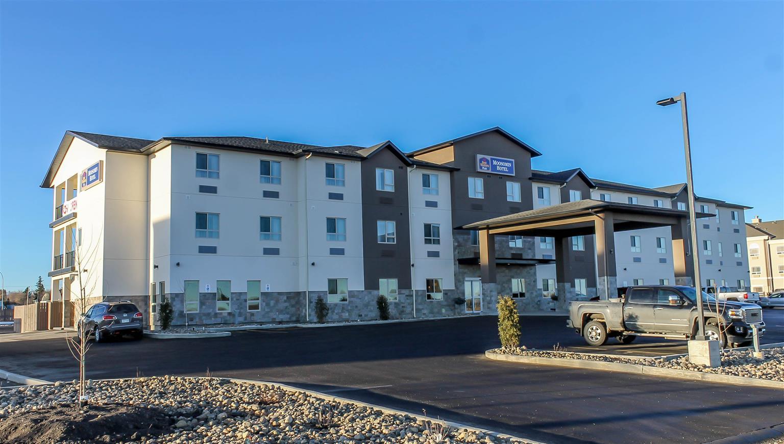 Best Western Plus Moosomin Hotel Extérieur photo